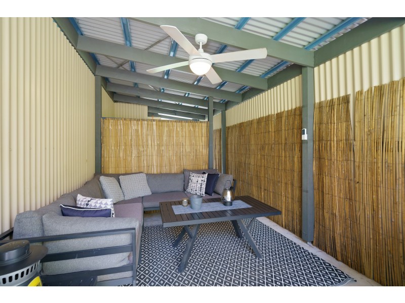 33 Dempsey Street, Russell Island QLD 4184