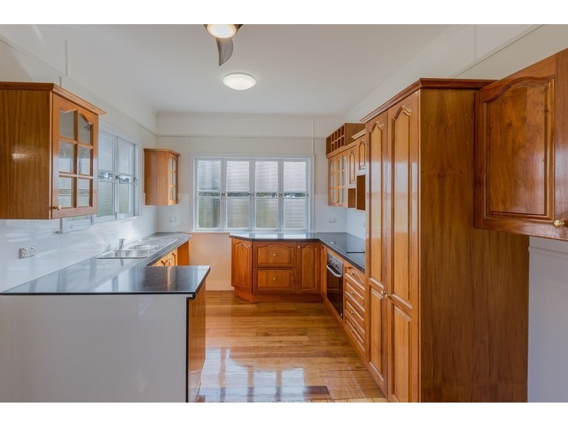 106 Chalk Street, Ipswich QLD 4305