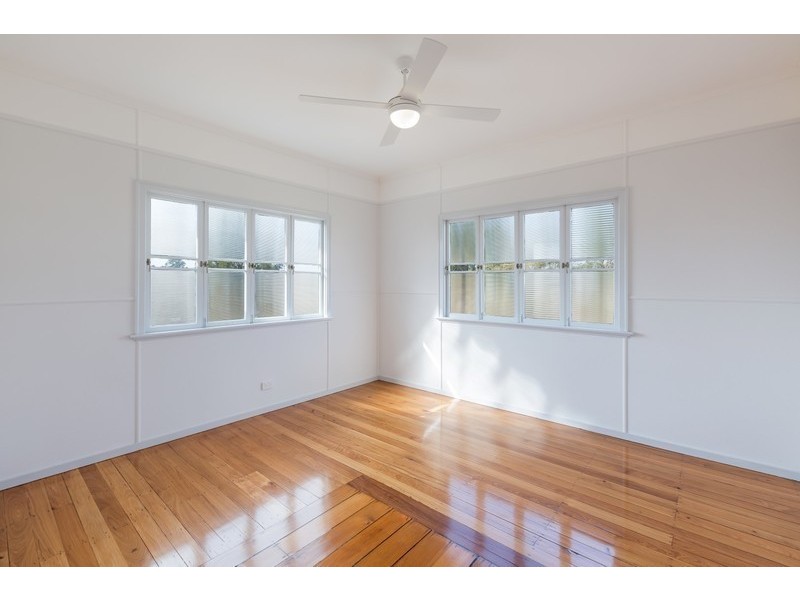 106 Chalk Street, Ipswich QLD 4305