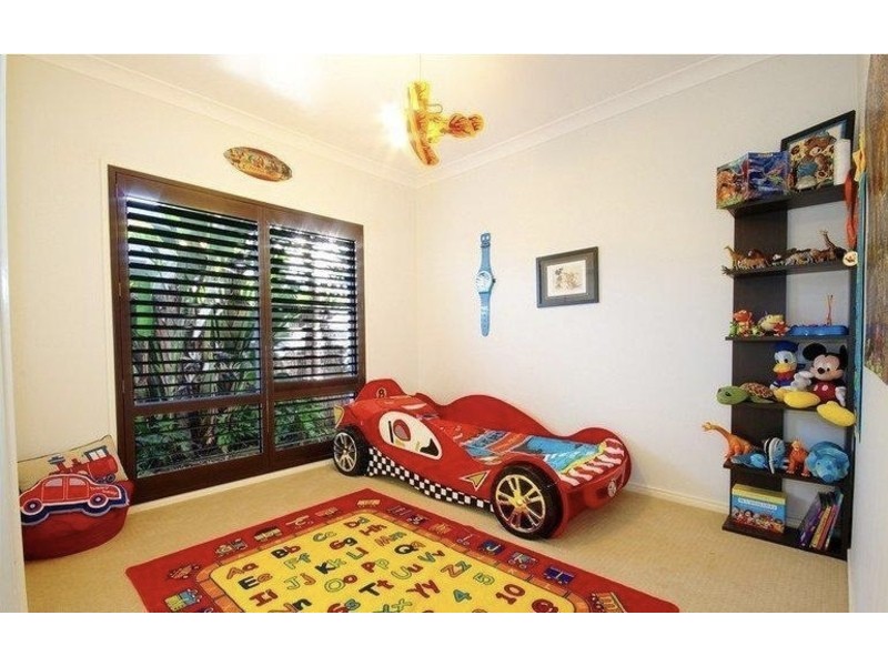 Sandstone Point QLD 4511