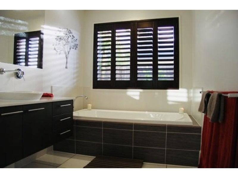 Sandstone Point QLD 4511