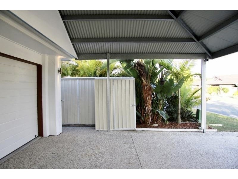 Sandstone Point QLD 4511