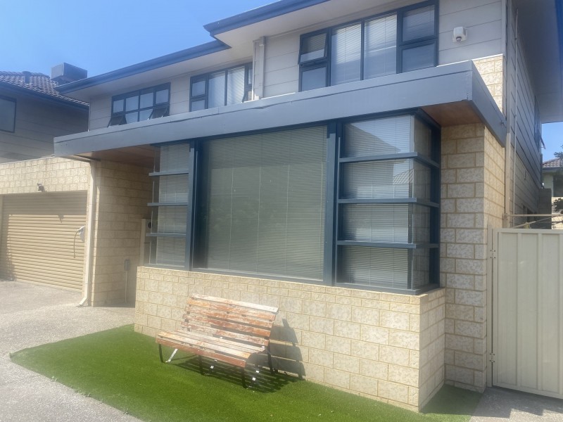 2/20 Wallace street, Belmont WA 6104