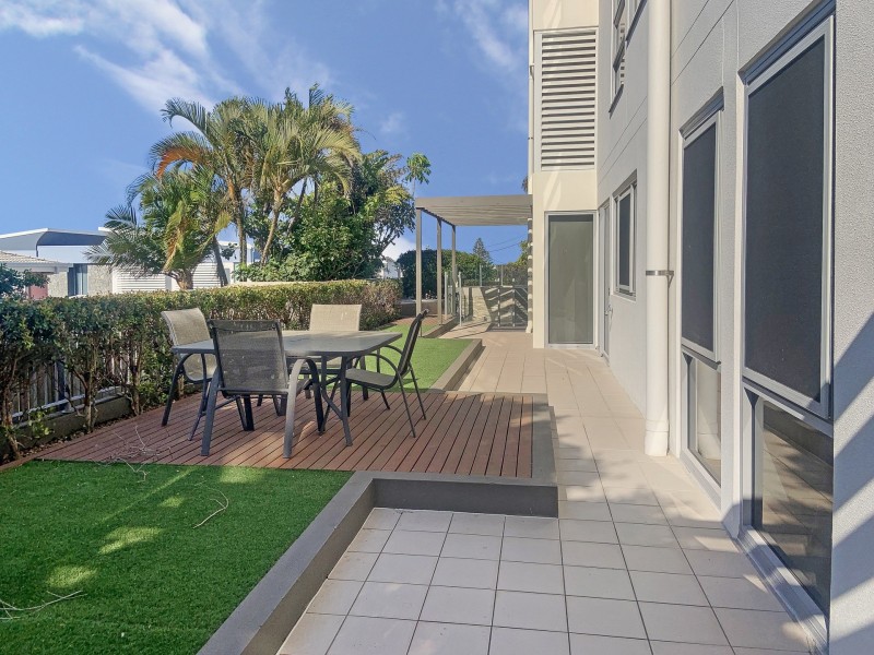 2/4 Bennett Street, Moffat Beach QLD 4551
