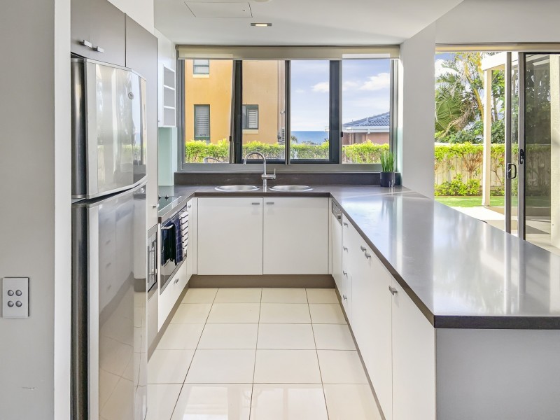 2/4 Bennett Street, Moffat Beach QLD 4551