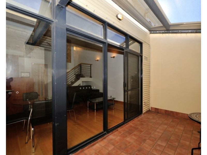 16/56 Pakenham St, Fremantle WA 6160