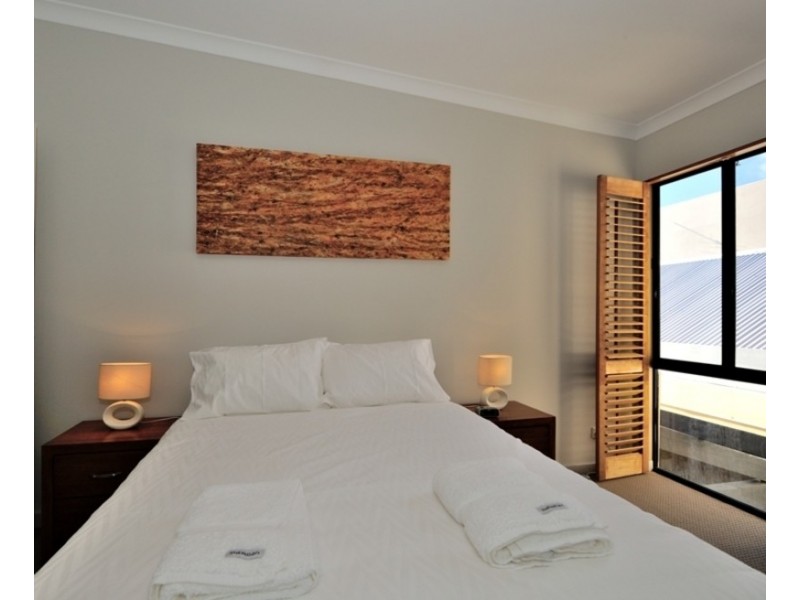 16/56 Pakenham St, Fremantle WA 6160