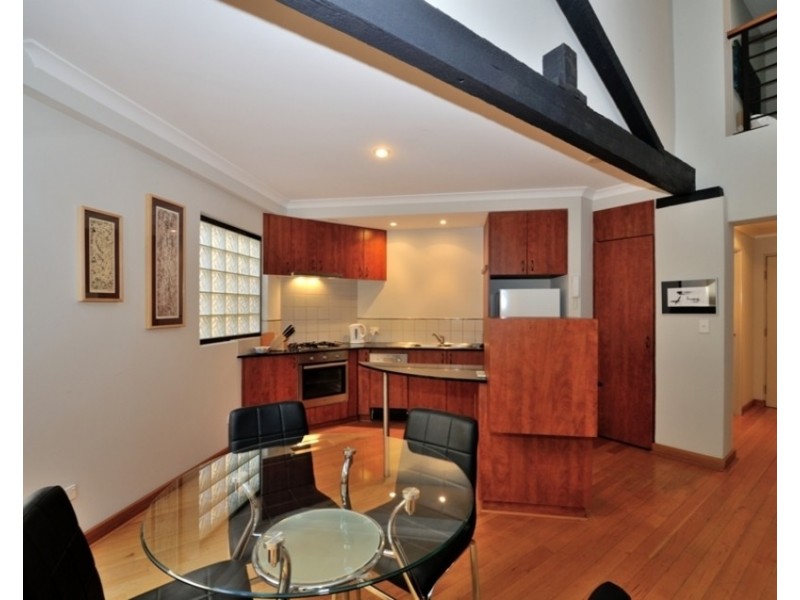 16/56 Pakenham St, Fremantle WA 6160