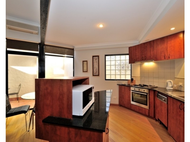 16/56 Pakenham St, Fremantle WA 6160