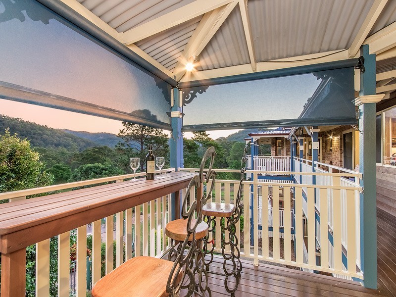 118 Crest Hill Drive, Wongawallan QLD 4210