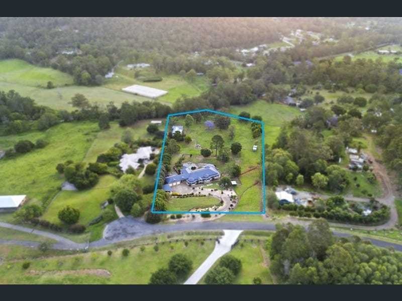 118 Crest Hill Drive, Wongawallan QLD 4210