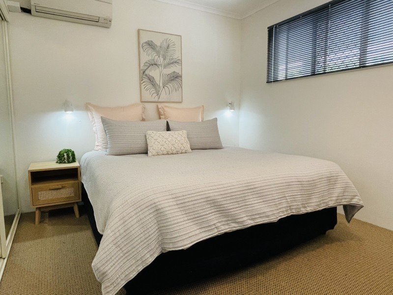 341/305-341 Coral Coast Drive, Palm Cove QLD 4879