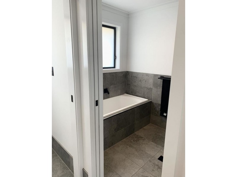 6 Yarra Place, Dubbo NSW 2830