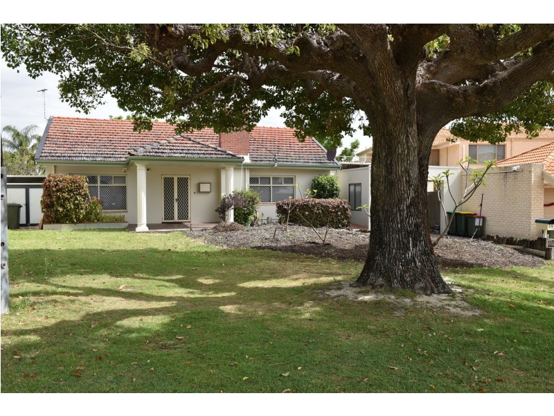 59 Eastbourne Crescent, Nollamara WA 6061