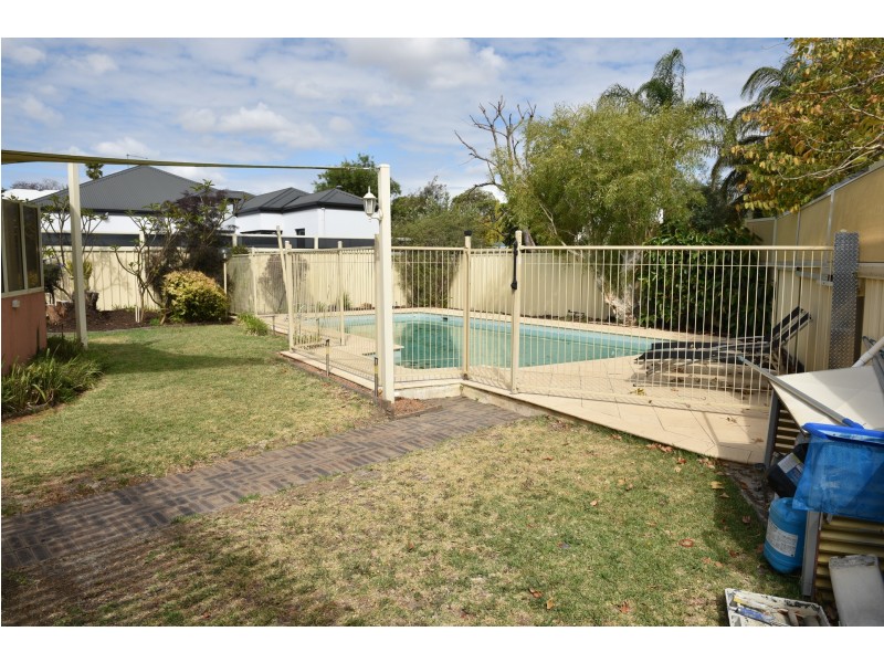 59 Eastbourne Crescent, Nollamara WA 6061