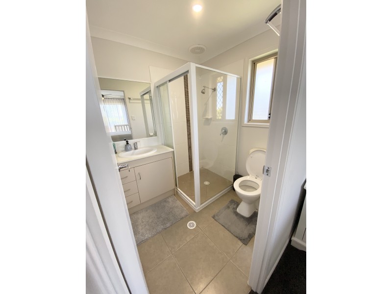 4 Natasha Street, Ormeau QLD 4208