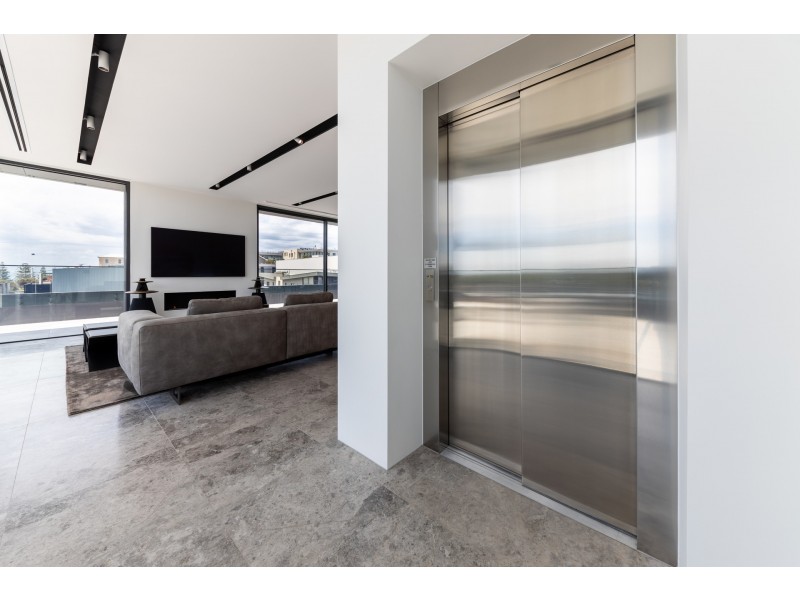 201/49 Kerferd Avenue, Sorrento VIC 3943