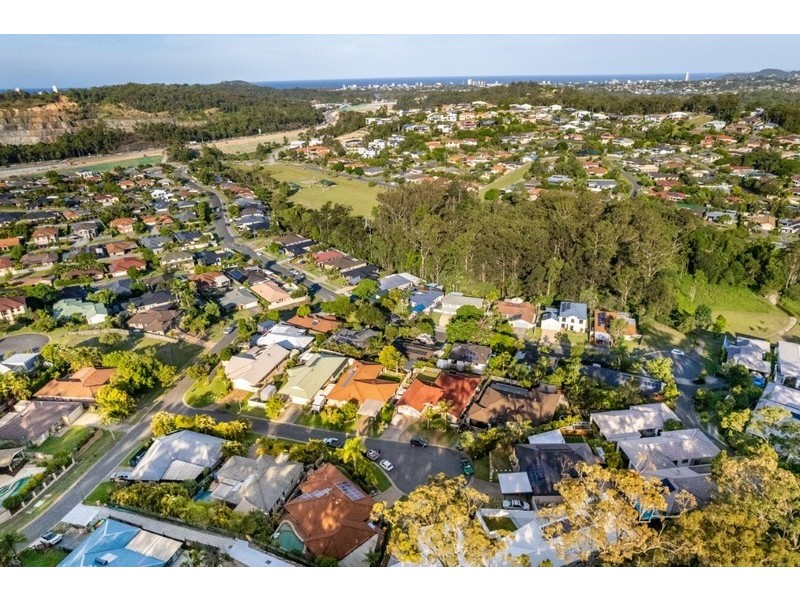 8 Marlee Court, Burleigh Heads QLD 4220