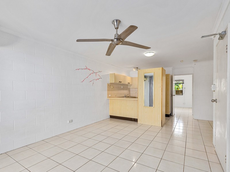 15/451 Severin street, Manunda QLD 4870