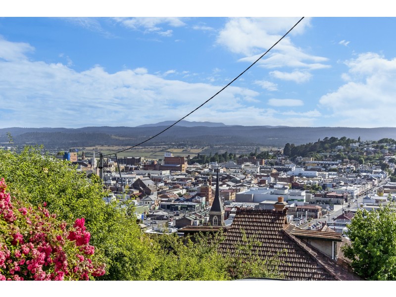 1/18 Stone Street, Launceston TAS 7250