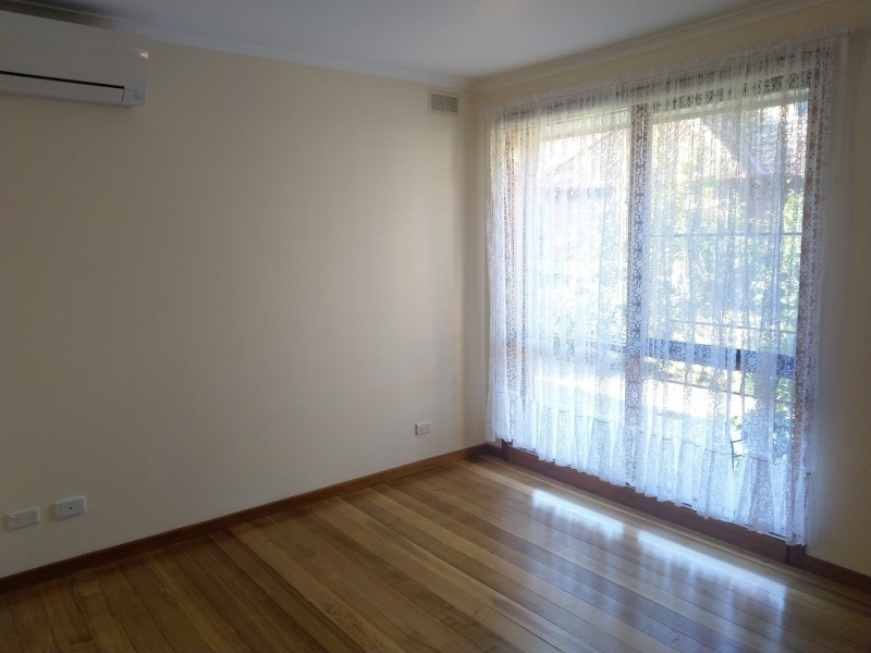 2/21 Rowell Av, Camberwell VIC 3124