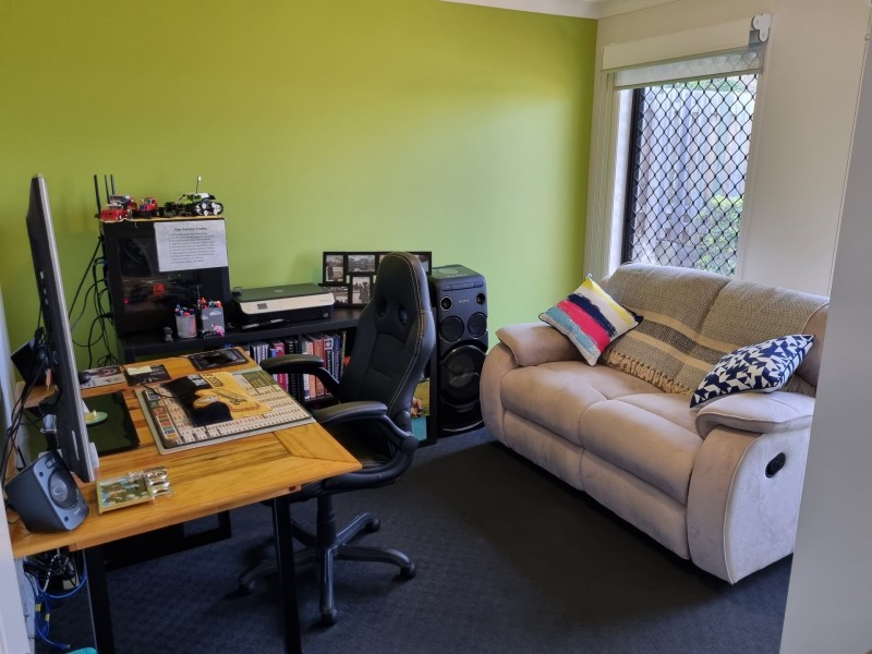 12 Amari Street, Holmview QLD 4207