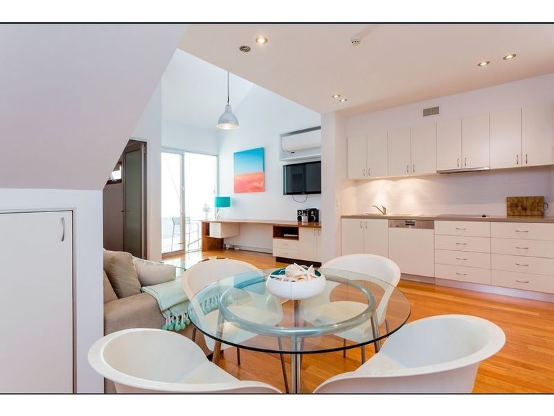 4/22 Russell Street, Fremantle WA 6160