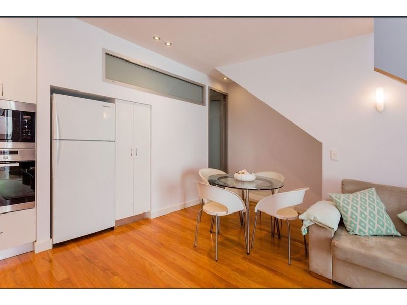 4/22 Russell Street, Fremantle WA 6160