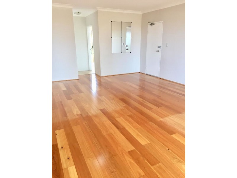 13/6-12 Mansfield Avenue, Caringbah NSW 2229