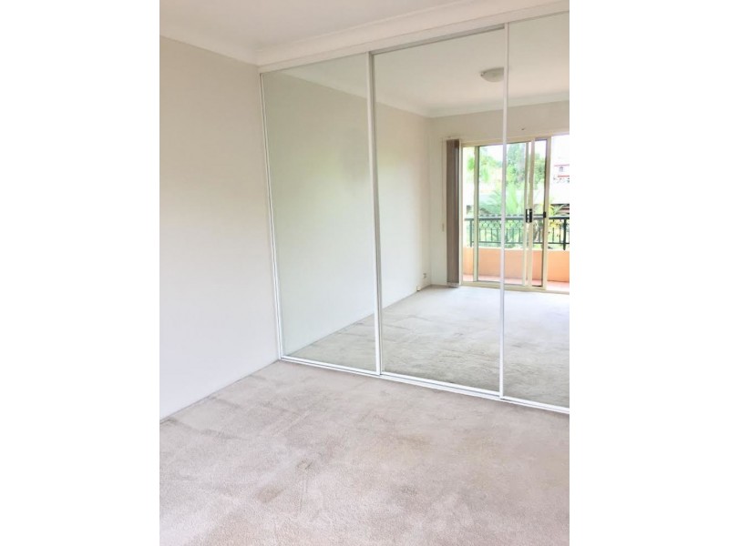 13/6-12 Mansfield Avenue, Caringbah NSW 2229