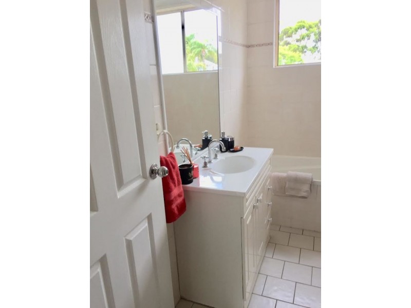 13/6-12 Mansfield Avenue, Caringbah NSW 2229