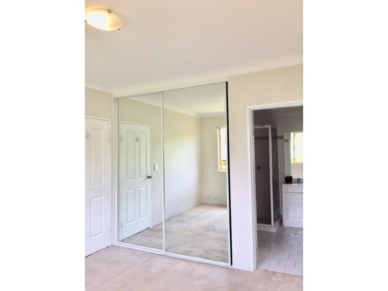 13/6-12 Mansfield Avenue, Caringbah NSW 2229