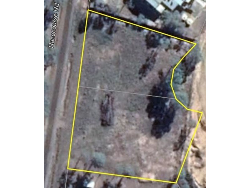 2 Racecourse Rd, Nanango QLD 4615