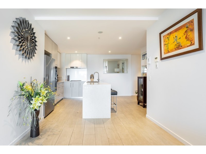 710/95 Linton, Kangaroo Point QLD 4169