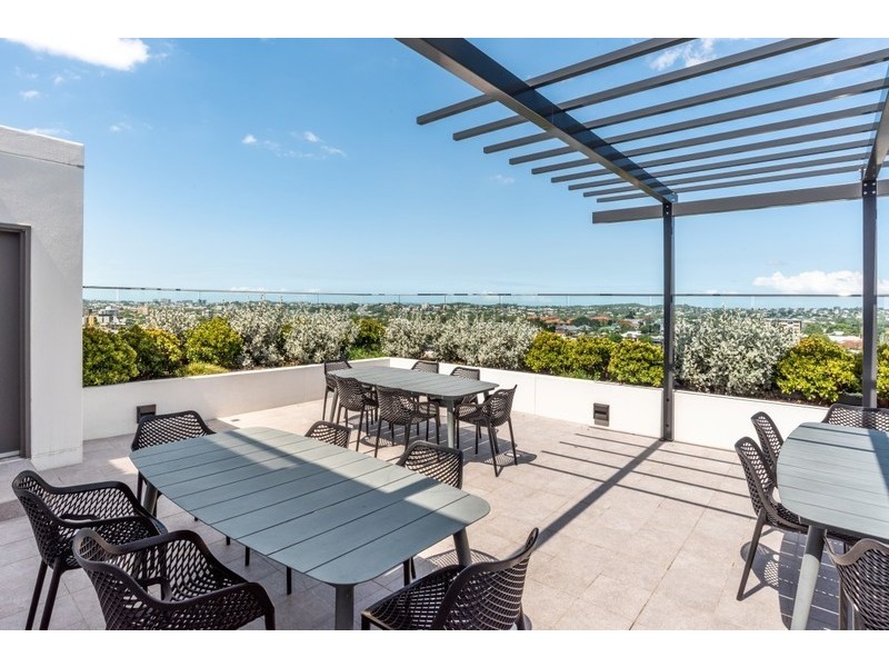 710/95 Linton, Kangaroo Point QLD 4169