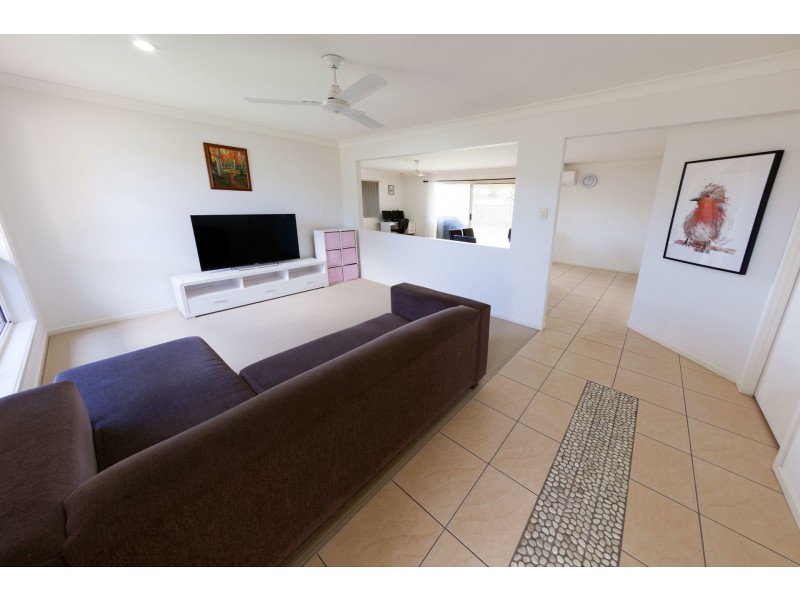 88 Glass House Cct, Kallangur QLD 4503