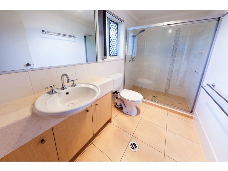 88 Glass House Cct, Kallangur QLD 4503