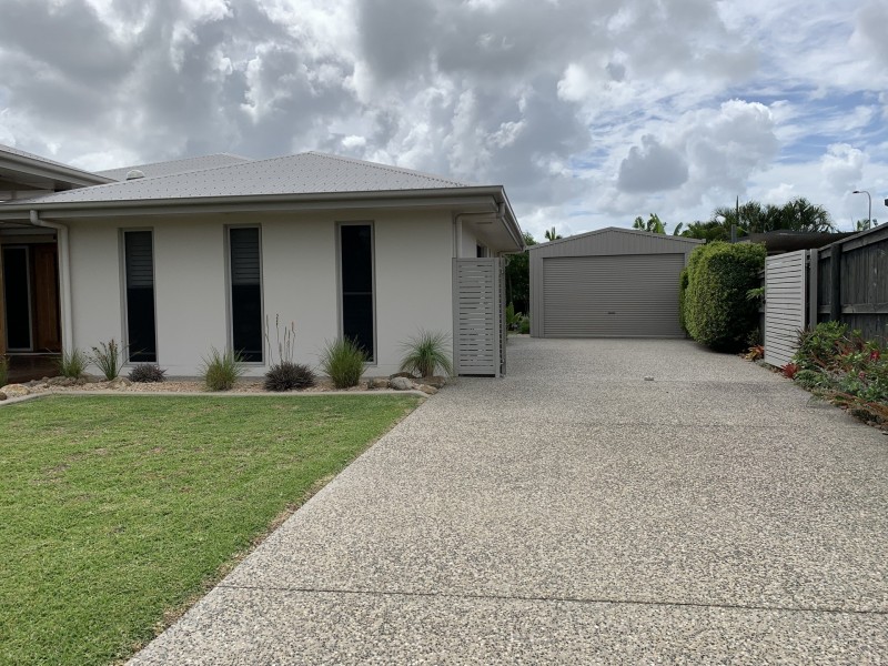 9 Maryvale Circuit, Beaconsfield QLD 4740