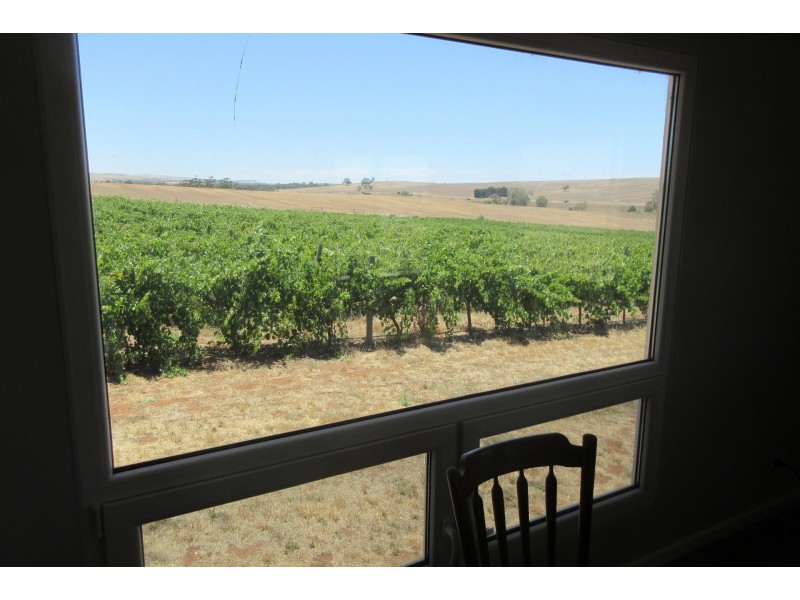 111 Schmerl Road, Auburn SA 5451
