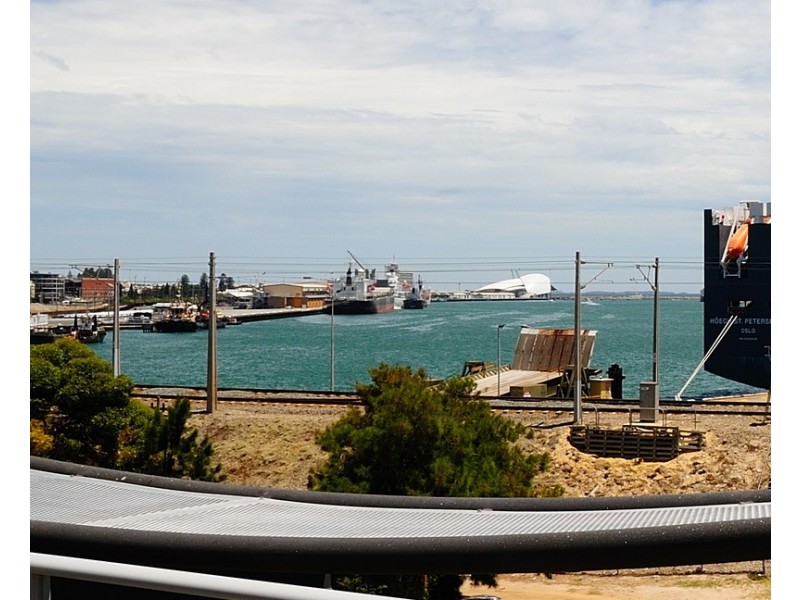 10/10 Kwong Alley, North Fremantle WA 6159