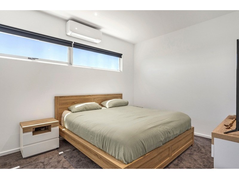 309/76 Keilor Rd, Essendon VIC 3040