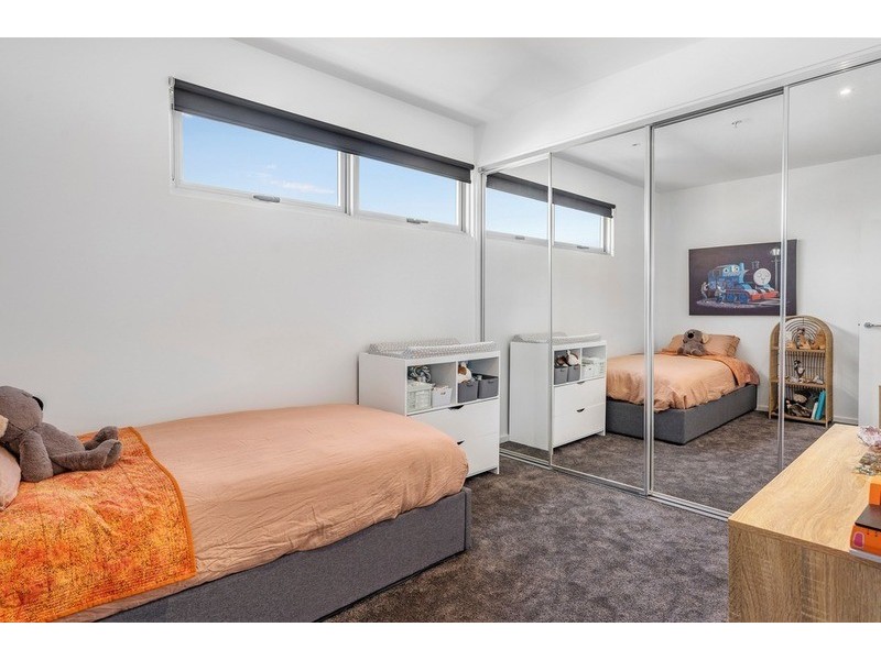 309/76 Keilor Rd, Essendon VIC 3040