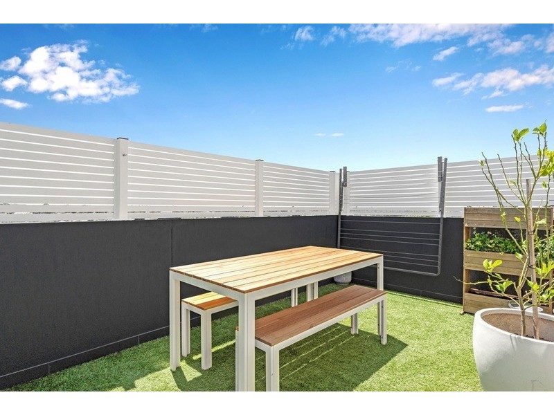 309/76 Keilor Rd, Essendon VIC 3040