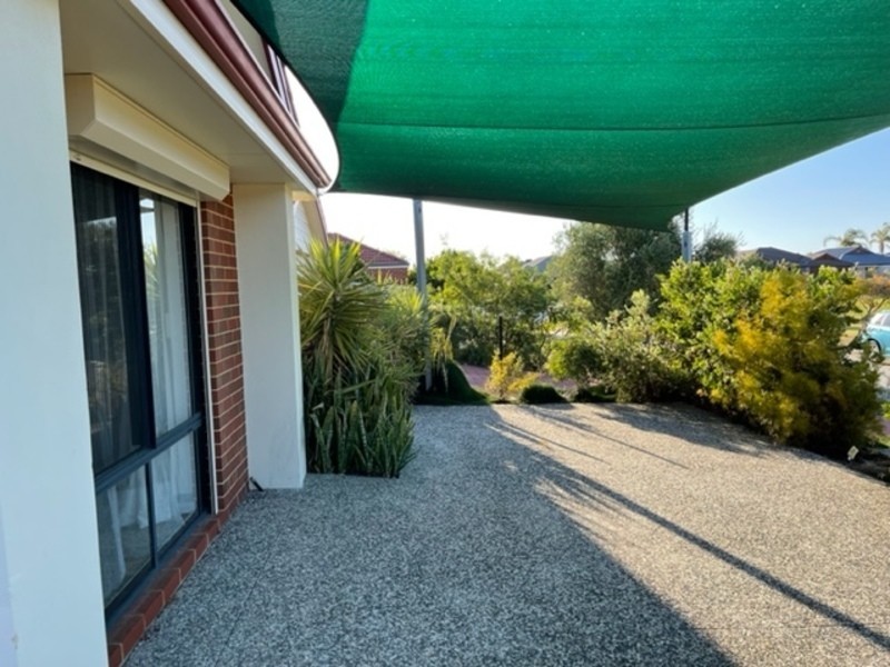 11 Malabar Drive, Secret Harbour WA 6173