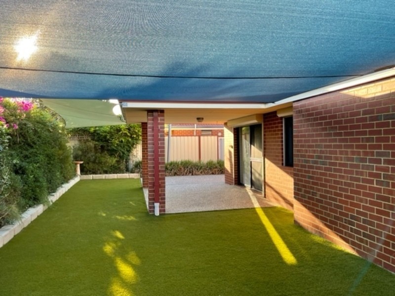 11 Malabar Drive, Secret Harbour WA 6173