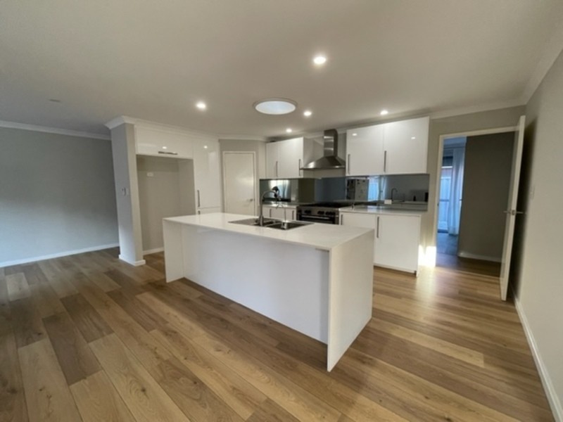 11 Malabar Drive, Secret Harbour WA 6173