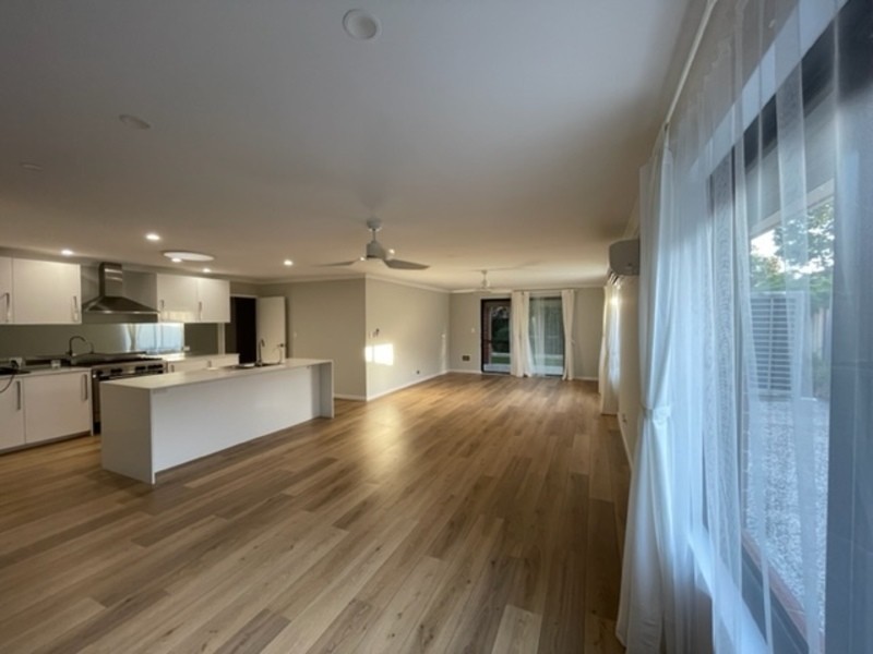 11 Malabar Drive, Secret Harbour WA 6173