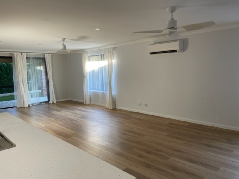 11 Malabar Drive, Secret Harbour WA 6173