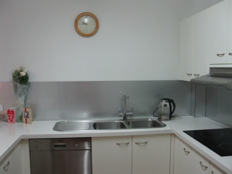 3-7 Eady Ave, Broadbeach Waters QLD 4218