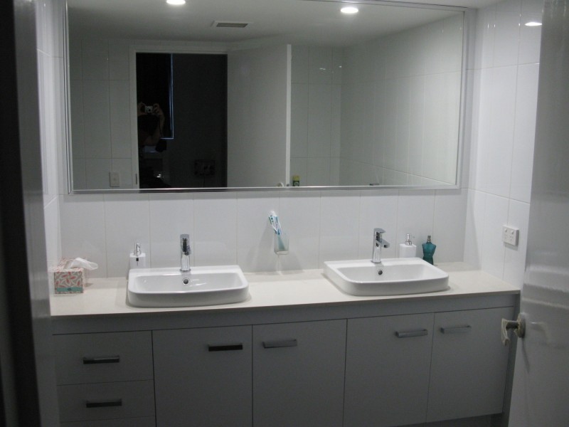 3-7 Eady Ave, Broadbeach Waters QLD 4218